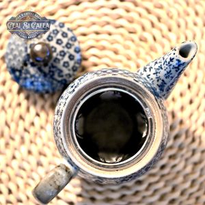 Aizome Patchwork – Ceainic Japonez din Ceramică cu Sită Inox