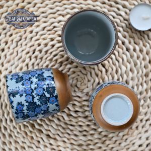Ao Sakura Yunomi – Cupă Japoneză din Ceramică, Decor Sakura Albastru